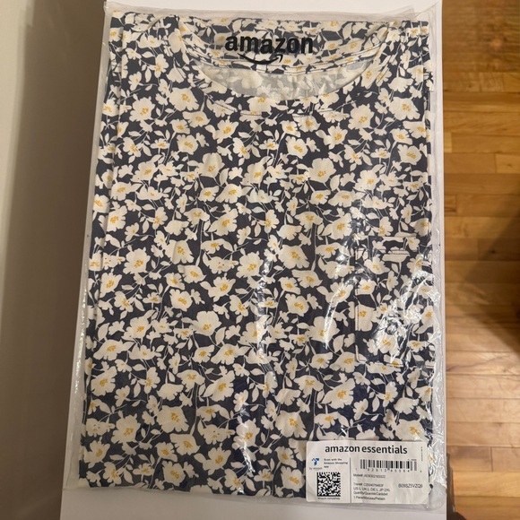 Amazon Essentials Knit Jersey Sleep Tee Nightdress - L - Navy & White Floral - Picture 5 of 9